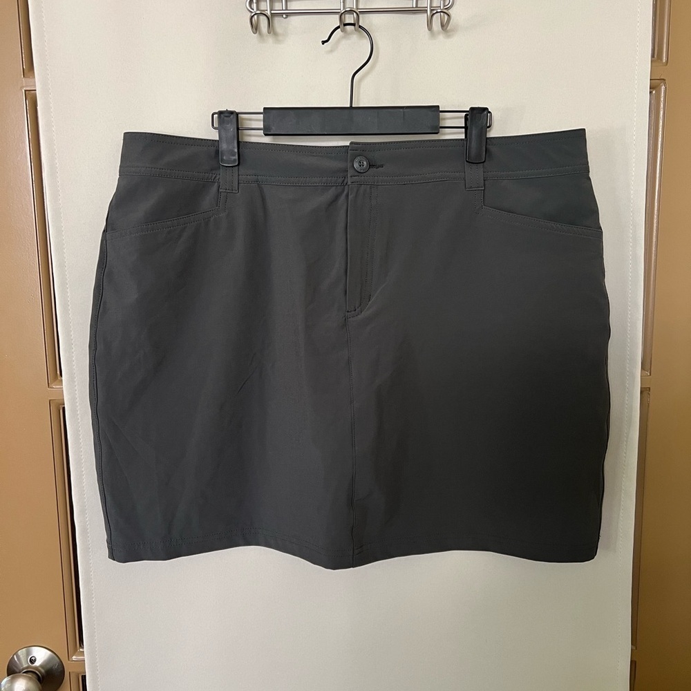 Eddie Bauer Womens 16 Grey Athletic Active Outdoors Skort Skirt‎ Pockets